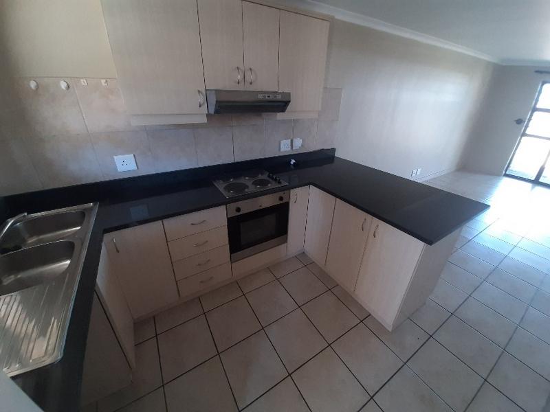 To Let 2 Bedroom Property for Rent in Burgundy Estate Western Cape